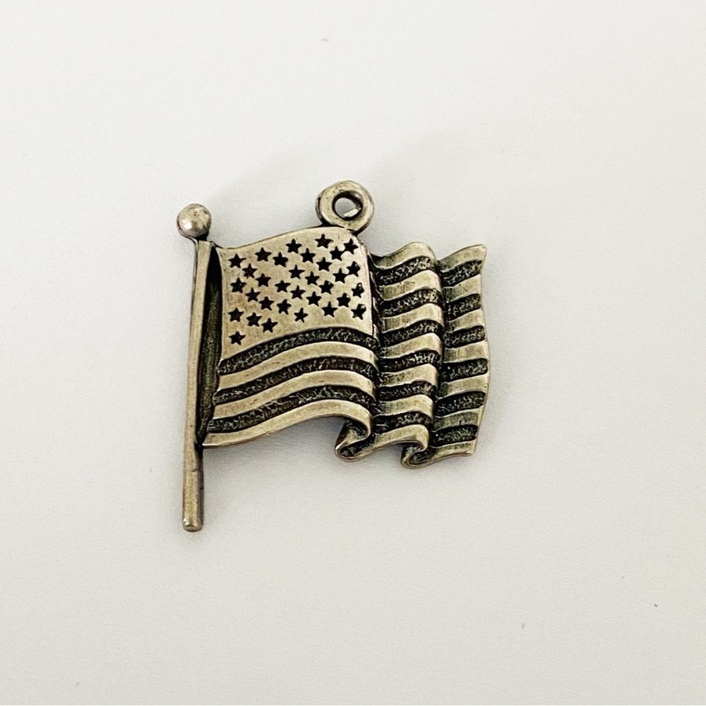 Vintage Sterling Silver American Flag Charm - for bracelet or necklace